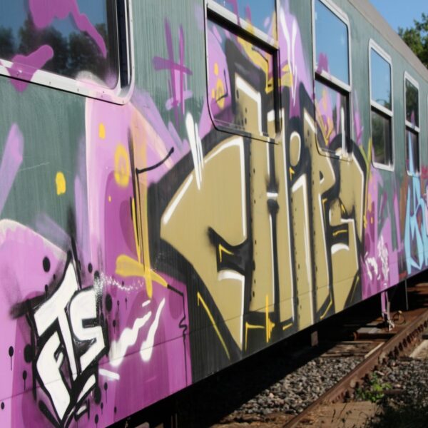 wagon-2420600_1280